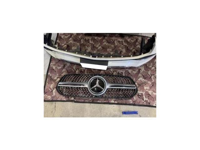 W167　メルセデス・ベンツ　ＧＬＥ　400ｄ　グリル交換　ダイヤモンドグリル→パナメリカーナグリル交換
