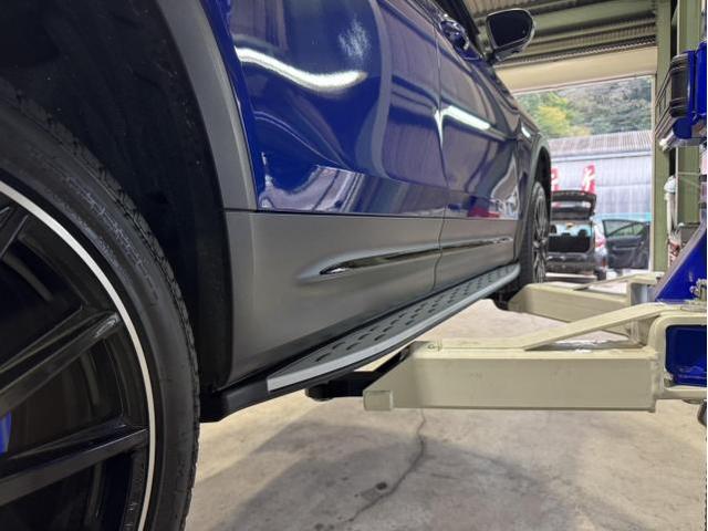 X247 メルセデス・ベンツ GLB サイドステップ・マフラーカッター・キャリパーカバー取付