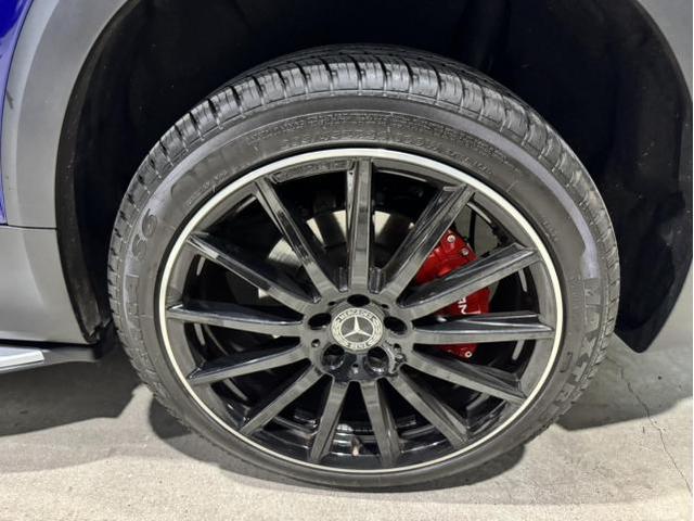 X247 メルセデス・ベンツ GLB サイドステップ・マフラーカッター・キャリパーカバー取付