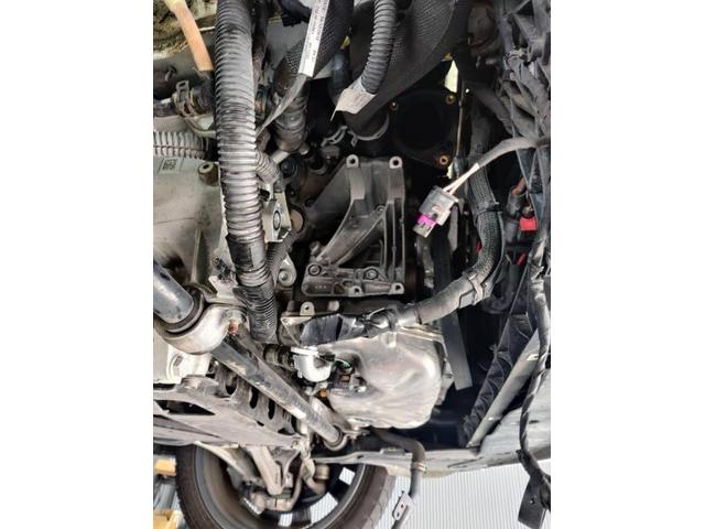 R1年　アウディ　Ａ６　48Vオルタネーター交換