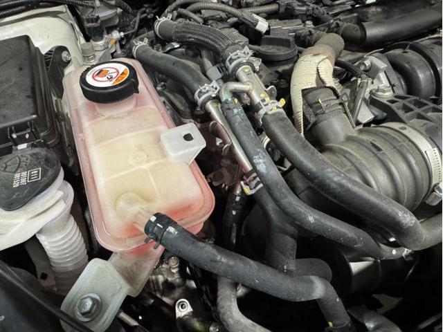 H28年　レクサス　ＮＸ200ｔ　ウォーターポンプ交換