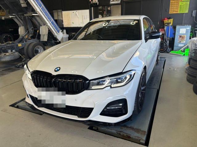 BMW 3シリーズ　リアブレーキパッド交換　取り付け　取付　持ち込み　持込　交換　安い　土日営業　岐阜県　岐阜市　羽島市　各務原市　穂積市　土岐市　多治見市　瑞穂市　岐南町　笠松町　愛知県　一宮市　江南市　名古屋市