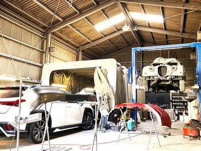 自社内に塗装ブースを完備★