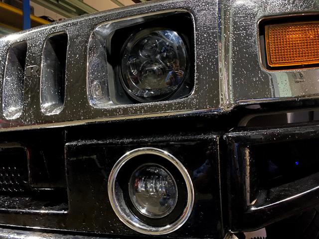 ハマー H2 社外LEDヘッドライト、LEDフォグライト取付 アメ車
