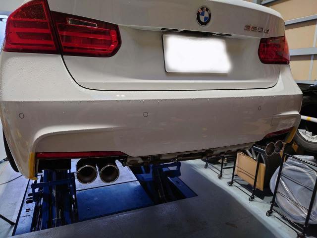 BMW F30 320I REMUSマフラー取り付け 4本出し ディフューザー 修理