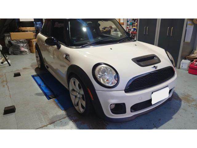 BMW MINI　R56　JCW　BLITZ車高調取付　修理　法定点検　輸入車　欧州車　カスタム　修理　車検　愛知　豊橋　豊川　蒲郡　浜松　静岡　ミニ　ブリッツ　キャンバー　減衰力