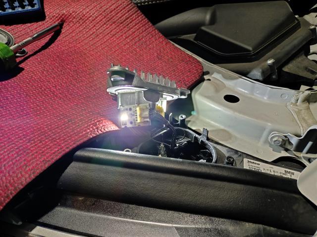 BMW M2　LED　片側消灯　法定点検　輸入車　欧州車　カスタム　修理　車検　愛知　豊橋　豊川　蒲郡　浜松　デイライト球切れ　DRL　スモールランプ　暗い　片目