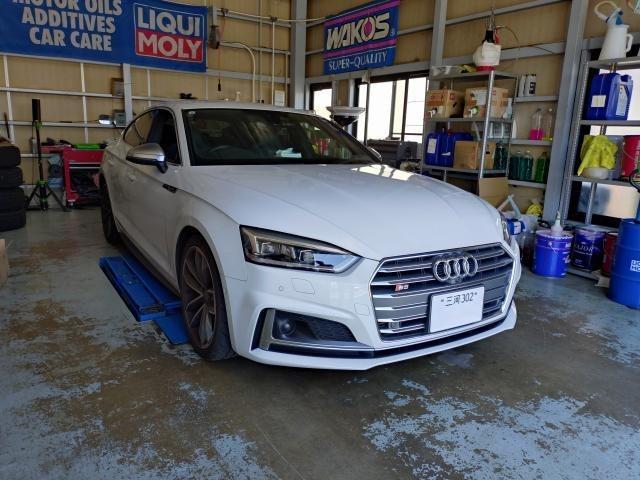 アウディS5　足回り　異音　サスペンション交換　法定点検　輸入車　欧州車　カスタム　修理　車検　愛知　豊橋　豊川　蒲郡　浜松　ショックアブソーバー　B9　DSC