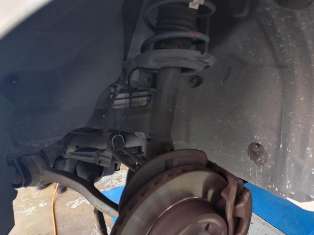 ベンツCクラス　足回り異音　法定点検　輸入車　欧州車　カスタム　修理　車検　愛知　豊橋　豊川　蒲郡　浜松　スタビリンク交換　OEM　社外優良品　コトコト　ゴトゴト　W204　