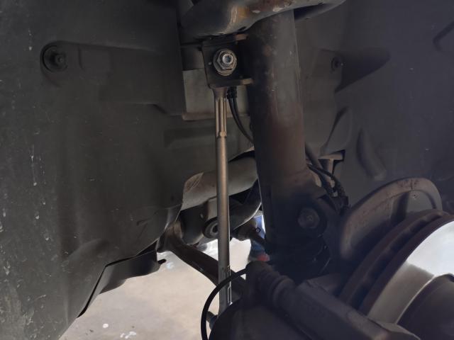 ベンツCクラス　足回り異音　法定点検　輸入車　欧州車　カスタム　修理　車検　愛知　豊橋　豊川　蒲郡　浜松　スタビリンク交換　OEM　社外優良品　コトコト　ゴトゴト　W204　