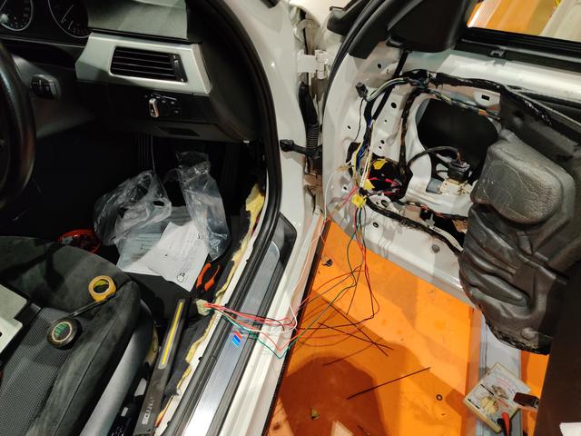 BMW 3シリーズ E92 E91 E90 ドアミラー交換 名古屋 長久手 日進 瀬戸