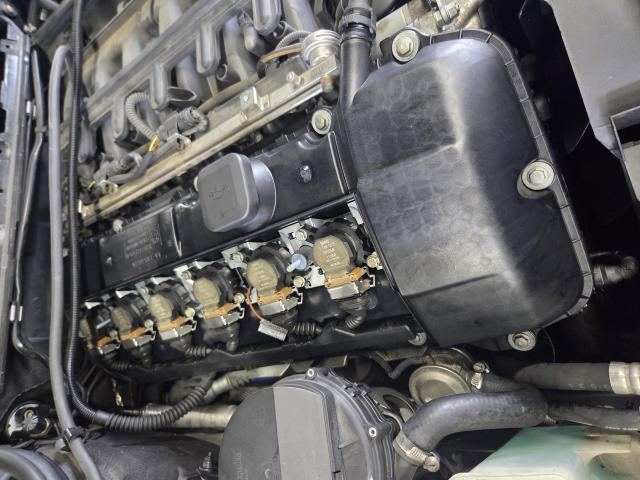 ＢＭＷ　３シリーズ　E43　エンジンオイル漏れ修理・整備　輸入車修理専門店　　伊勢市　カーブティック三共