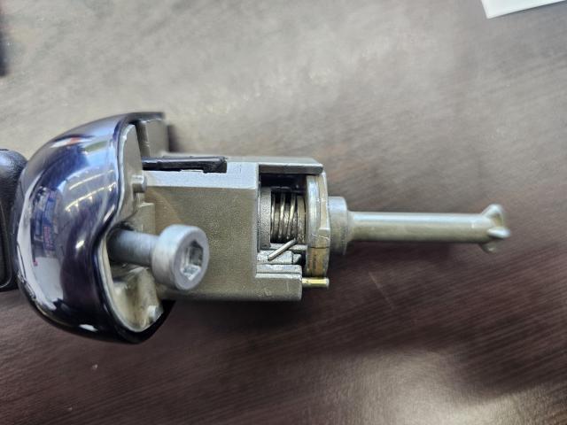 ＢＭＷ　３シリーズ　ドア開閉できずシリンダー修理！！