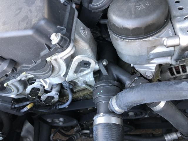 BMW 320i　ツーリング　オイル・クーラント漏れ　修理