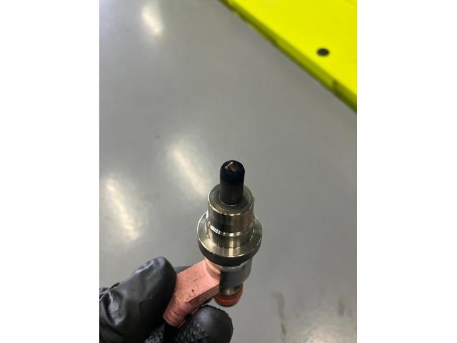 トヨタ ハイエース 200系 KDH201V インジェクター交換 エンジン トヨタ ハイエース 200系 KDH201V インジェクター交換 エンジン