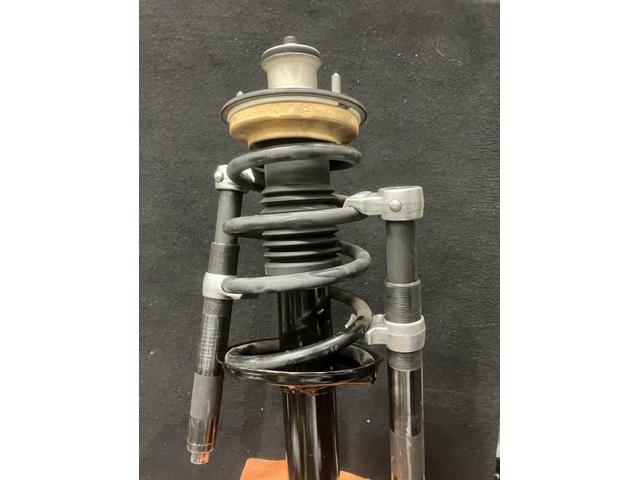 ポルシェ ケイマン ボクスター 981  サスペンション・足回り修理・整備 名古屋市 北区 西区 北名古屋市