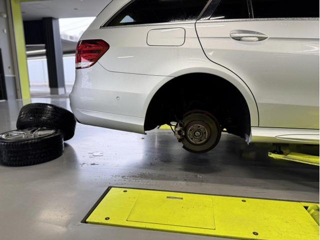 メルセデス・ベンツ　Ｅクラスステーションワゴン　エアサスペンション修理　　名古屋市　北区　西区　北名古屋市