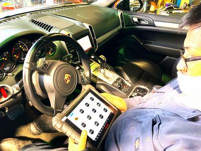 コンピュータ診断機を完備★