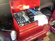 いい仕事はいい道具からだと考え、普段使う工具の手入れは毎日欠かしません！