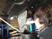 当店のオイル交換は上抜き、下抜き、共に扱っております！こだわりのあるお客様もご安心ください！