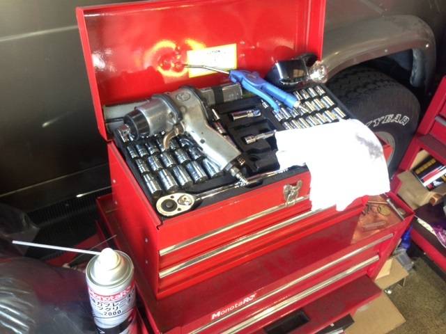 いい仕事はいい道具からだと考え、普段使う工具の手入れは毎日欠かしません！