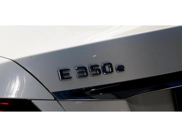 メルセデスベンツEクラス W213前期 E350eセダン 吹出口・ドアミラーウィンカー・E53ルックリアディフューザー・マフラーカッターの取り付け