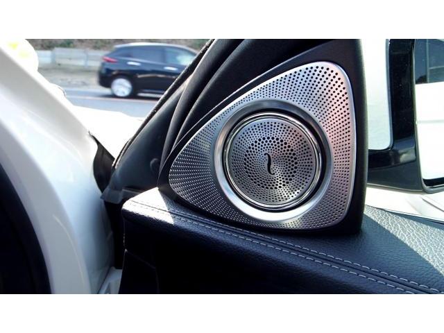 メルセデスベンツEクラス W213前期 E350eセダン 吹出口・ドアミラーウィンカー・E53ルックリアディフューザー・マフラーカッターの取り付け|グーネットピット