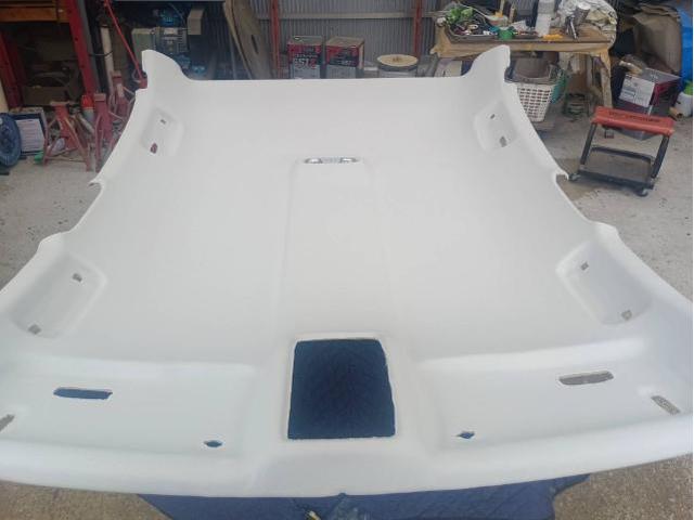 【アウディA4・S4】セダン天井（ルーフライニング）たるみ張り