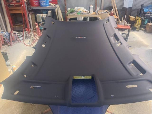 【アウディA4・S4】セダン天井（ルーフライニング）たるみ張り替え