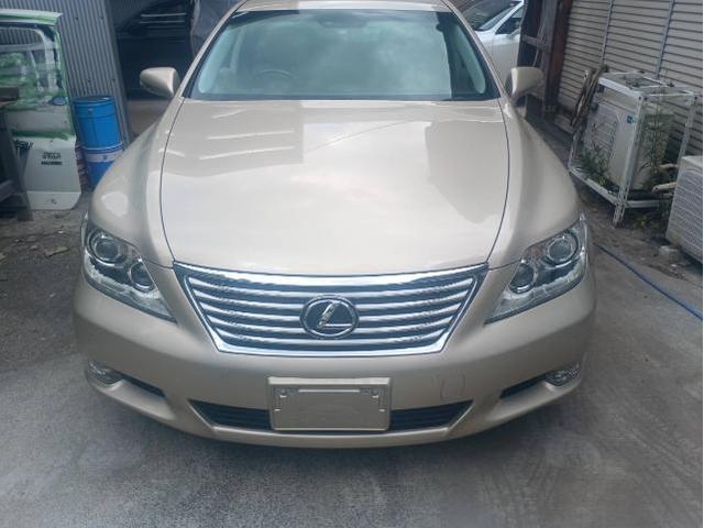 【レクサス LS】ヘッドライトクリーニングで黄ばみをリペア