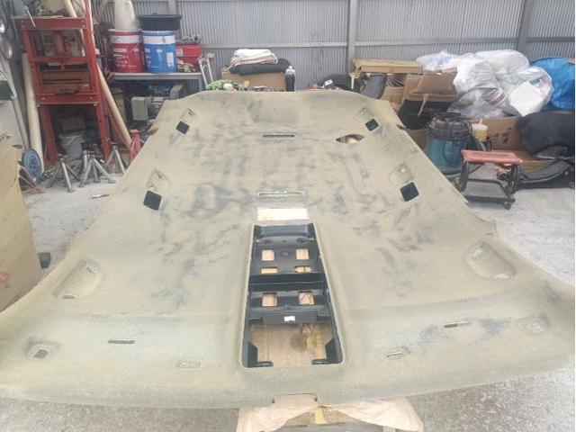 【フォルクスワーゲン・シャラン】天井たるみの補修＆張替え