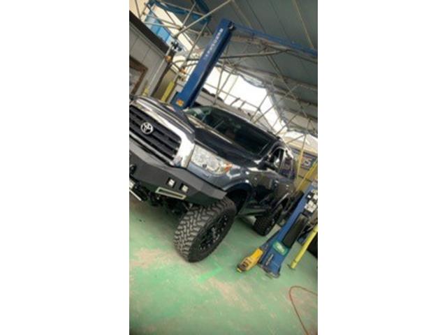 ＵＳ　ＴＯＹＯＴＡ　SEQUOIA　SR5　ATFオイル圧送交換　デフオイル交換作業
トランスファーオイル交換　