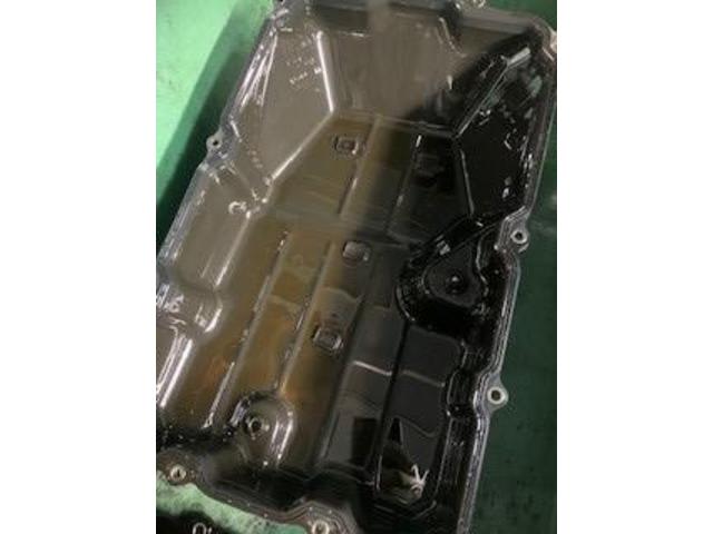 ＵＳ　ＴＯＹＯＴＡ　SEQUOIA　SR5　ATFオイル圧送交換　デフオイル交換作業
トランスファーオイル交換　