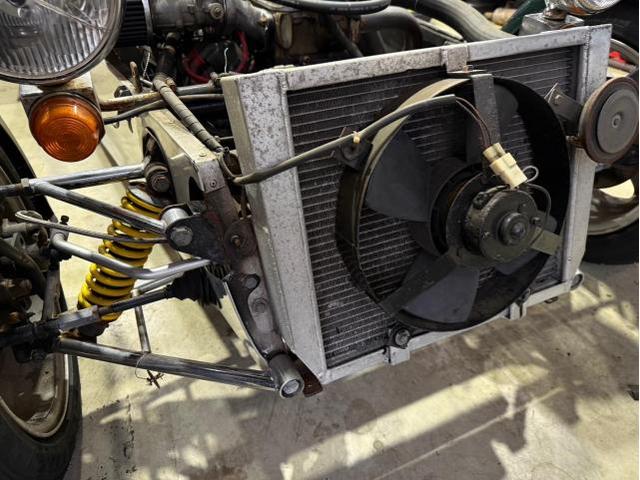 【手磨き　汚れ落とし】バーキン7　 手磨き　WAKO'S　ラジエータ部分　 水垢　ウロコ取　　神奈川県　横浜市　都筑区よりご紹介