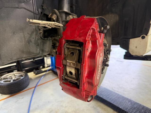 三菱　ランサーエボリューションⅦ　ブレーキ　ブレンボキャリパー　オーバーホール　シールキット交換　清掃　