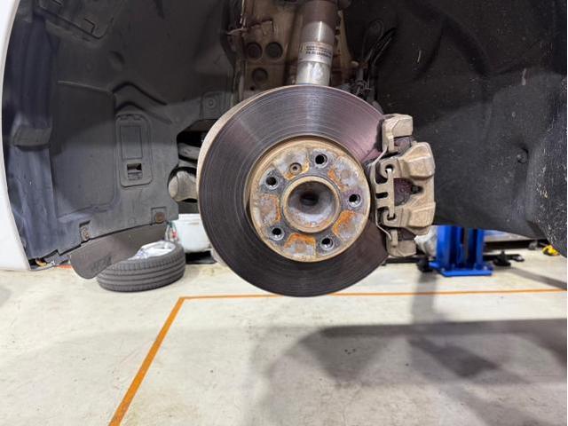 ＢＭＷ　１シリーズ　サスペンション・足回り修理・整備