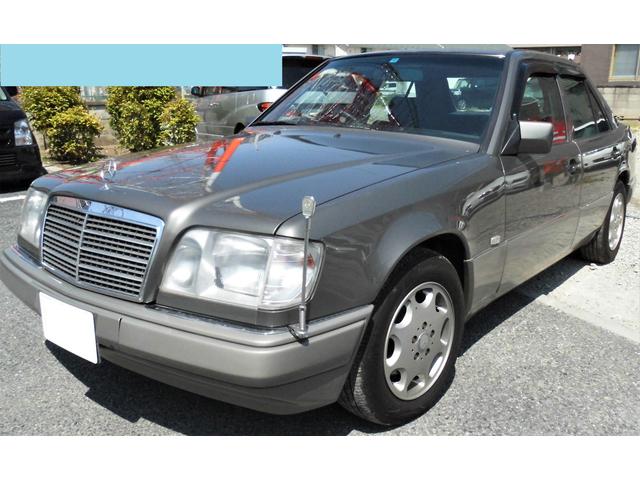 M.BENZ　W124　E220オーバーボルテージリレー交換