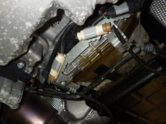 メルセデスベンツ Eクラス　W211 オイル漏れ修理