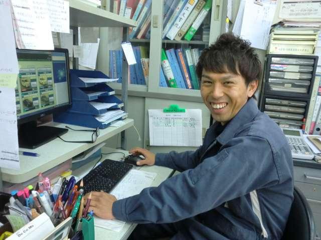スタッフ紹介1