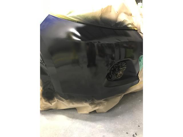 日産 ティーダ フロントバンパー キズ ヘコミ 事故 修理 直し トラック 格安 販売 買取 レンタカー 保険修理 ガリキズ 保険代車 リペア 横浜 青葉 港北 都筑 町田 川崎 麻生 多摩 宮前 横浜青葉インター