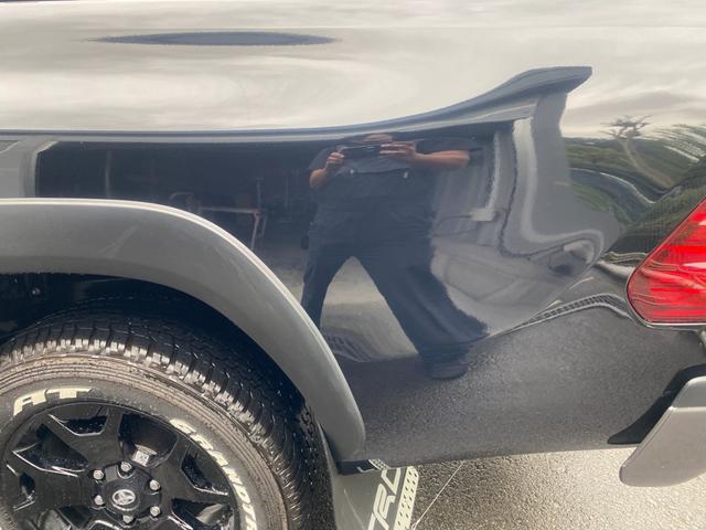 TOYOTA HILUX トヨタ ハイラックス 左リアフェンダー 傷 塗装 修理 板金 