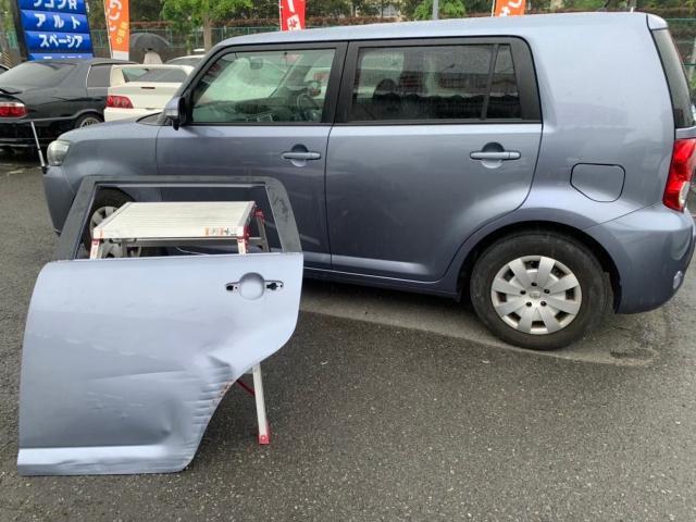 トヨタ　ルミオン　左クォーター、左ドア、左サイドステップ、リアバンパー修理