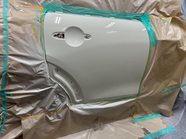 ミニクーパー　右リアドア、フロントバンパー修理