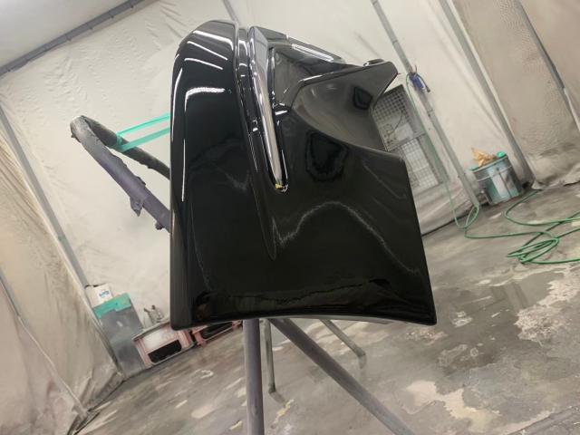 トヨタ　エスティマ　フロントバンパー、左フロントフェンダー、モデリスタキット修理