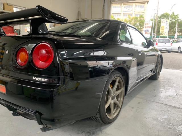 日産　スカイライン　ホイール修理、ヘッドランプコーティング施工