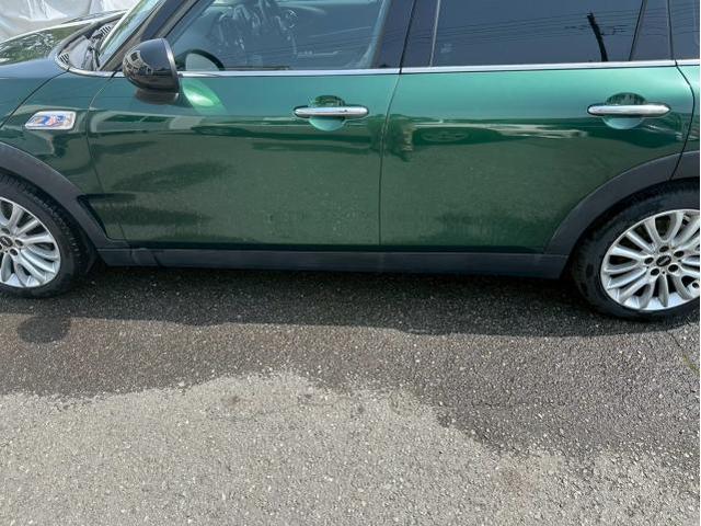 ミニ　左フロントドア、左リアドア修理