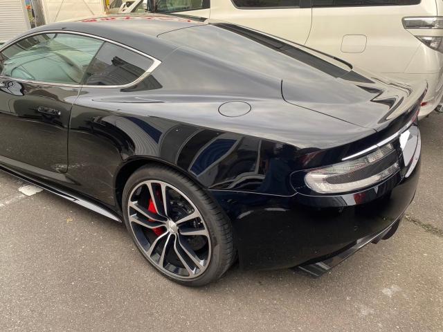 アストンマーティン　ＤＢＳ　左リアクォーター、左リアバンパー修理