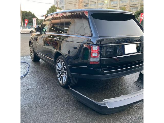 ランドローバー　レンジローバー　バックドア修理、リアバンパー取替　保険修理