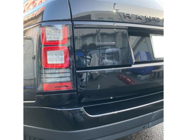 ランドローバー　レンジローバー　バックドア修理、リアバンパー取替　保険修理