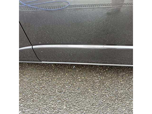 トヨタ　ハイエース　右リアクォーター、左スライドドア、左サイドシルパネル修理